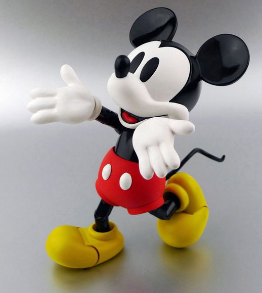 Hybrid Metal Figuration #001: Disney Classics - Mickey Mouse