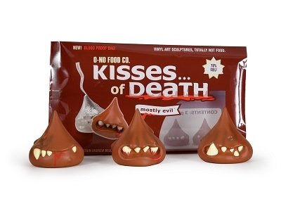 2” Kisses of Death 3 Pack : Mostly Evil -standard edition figure by Andrew Bell, produced by O-No Food Company. Front view.