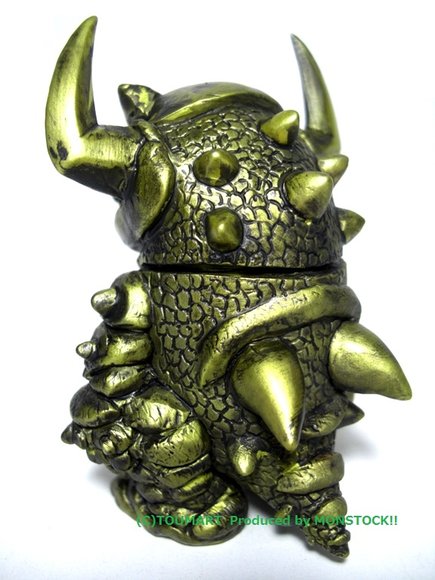 Mini Destdon (ミニデストドン) - Gold figure by Touma, produced by Monstock. Back view.