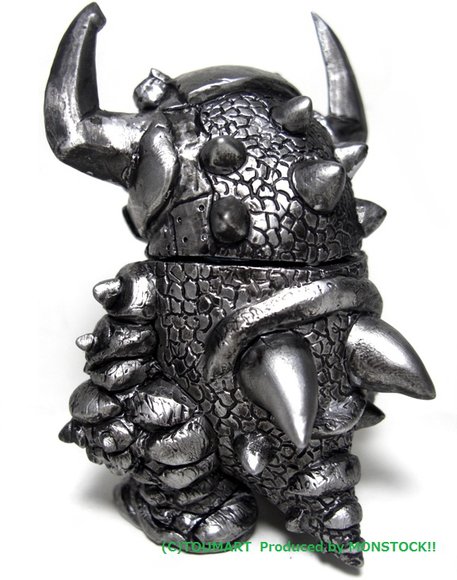 Mini Destdon (ミニデストドン) - Silver figure by Touma, produced by Monstock. Back view.