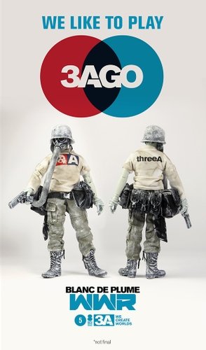 3AGO - Blanc De Plume figure by Ashley Wood, produced by Threea. Front view.