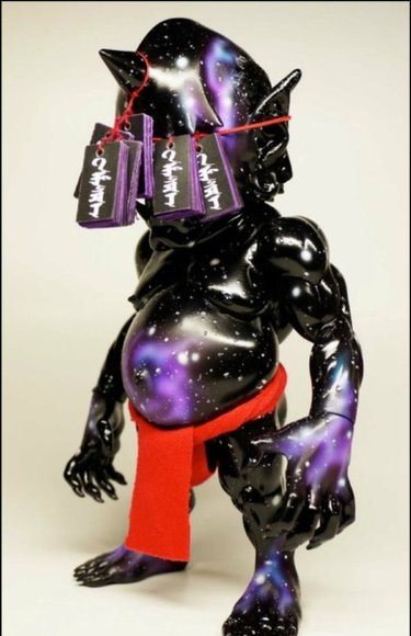 Restore Debris - Cosmo, PopSoda Exclusive figure by Junnosuke Abe, produced by Restore. Side view.