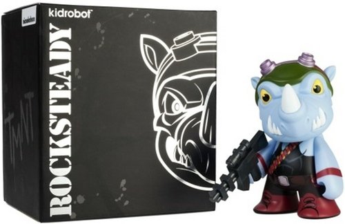 7 TMNT Rocksteady - SDCC 2014 figure by Viacom, produced by Kidrobot. Packaging.