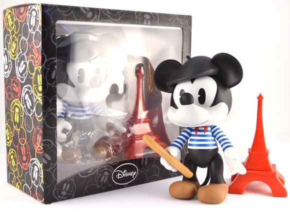 8 Mickey Mouse - Paris figure by Disney, produced by Artoyz Originals. Packaging.