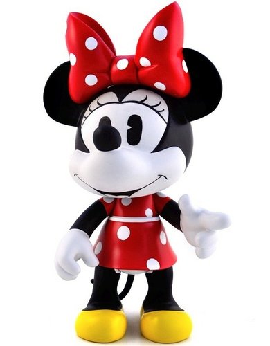 8 Minnie Mouse - Regular figure by Disney, produced by Artoyz Originals. Front view.