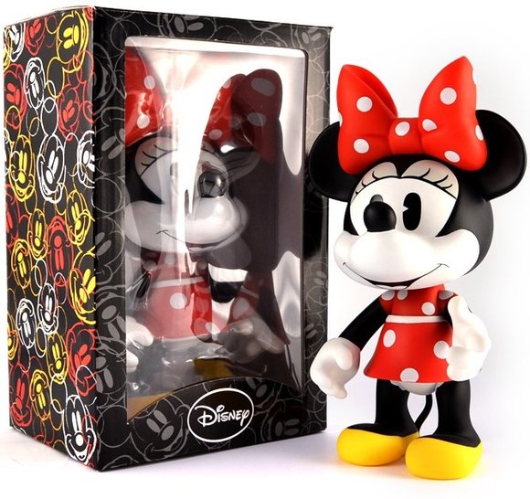 8 Minnie Mouse - Regular figure by Disney, produced by Artoyz Originals. Packaging.