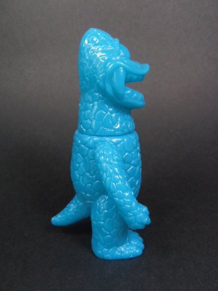 Mini Zagoran - Rakugaki Unpainted Blue figure by Gargamel, produced by Gargamel. Side view.