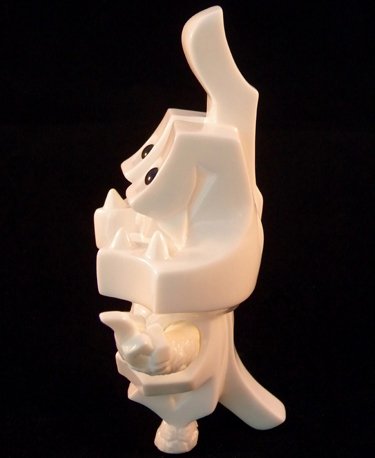 Insult Monster Fu*king figure by Touma, produced by Toumart. Side view.
