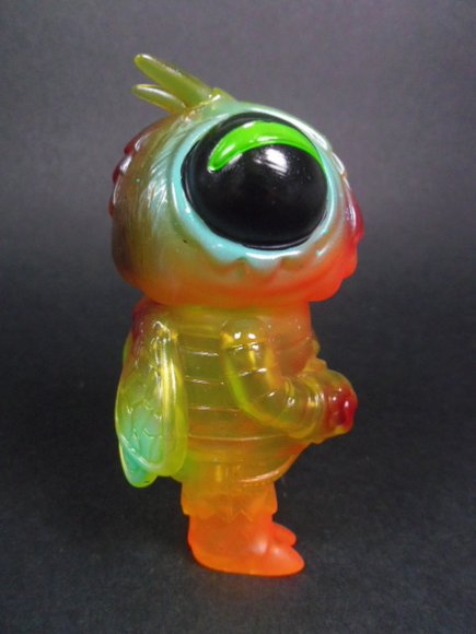Boris the Bee figure by Bwana Spoons, produced by Gargamel. Side view.