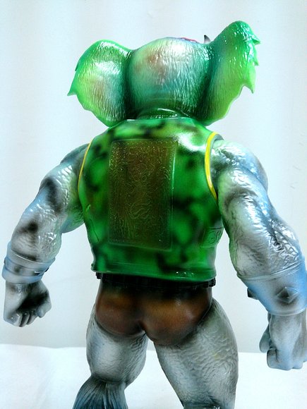 Doom Belt figure by LAmour Supreme, produced by Unbox Industries. Detail view.