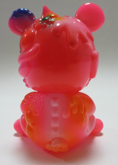Mutant Bearos - Pearl Pink figure by Realxhead X Goccodo, produced by Realxhead. Back view.