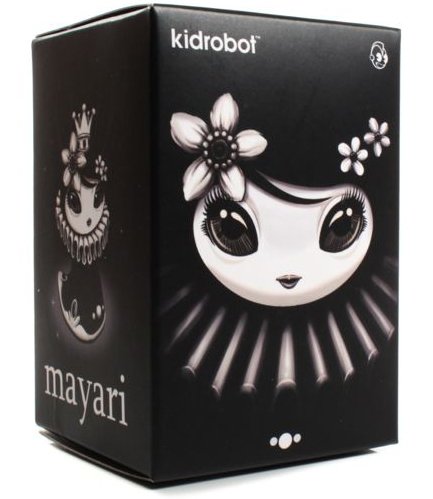 Mayari Black Dunny - Retailer figure by Otto Bjornik, produced by Kidrobot. Packaging.