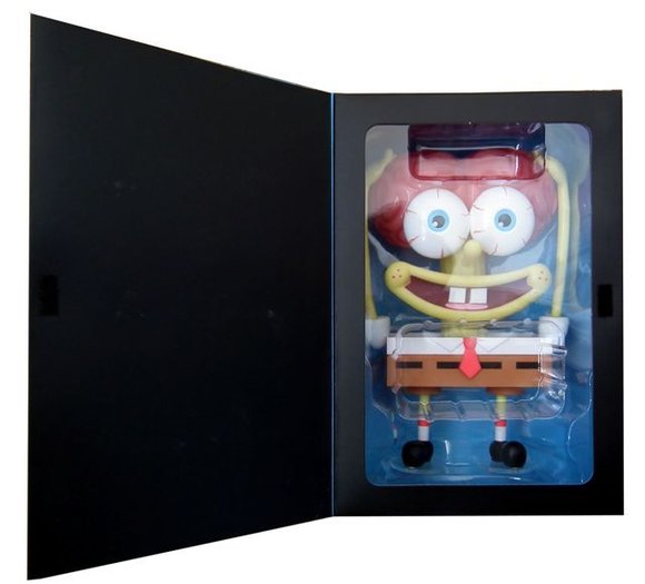 SpongeBrain SquarePants figure by Unbox Industries, produced by Unbox Industries. Packaging.