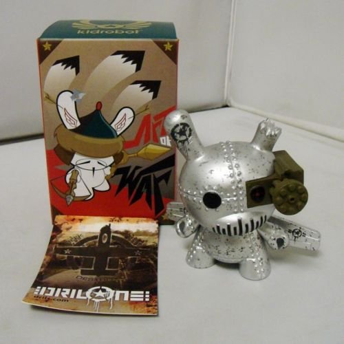 A-10 Tank Destroyer Dunny figure by Drilone, produced by Kidrobot. Front view.