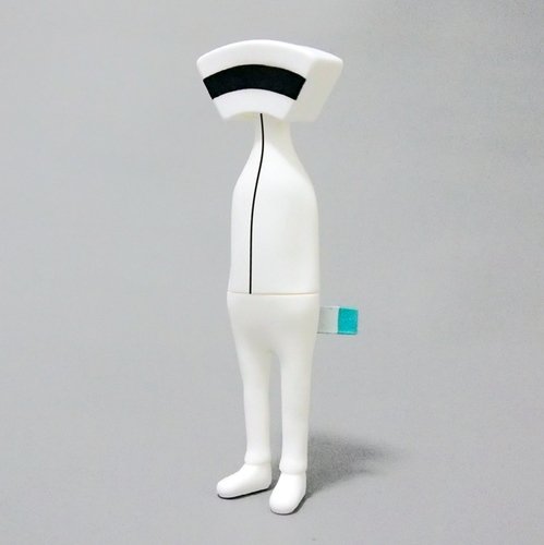 Addi（trooper） figure by Yuta Osugi, produced by Meme9. Front view.