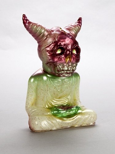 ALAVAKA - Watermelon Crush figure by Toby Dutkiewicz, produced by DevilS Head Productions. Front view.