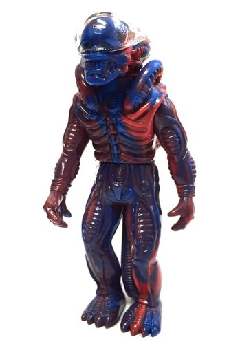 Alien (SDCC 2015 Version) figure by Secret Base X Super7, produced by Super7 X Secret Base. Front view.