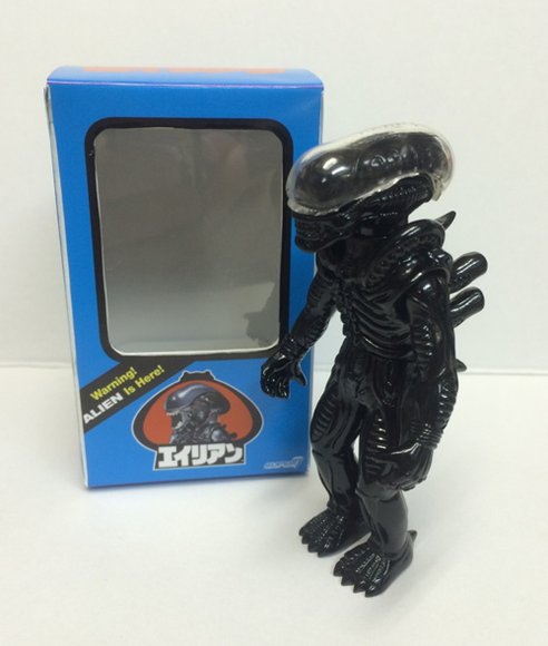 Alien Sofubi - SDCC 2014 figure by Secret Base X Super7, produced by Super7. Packaging.
