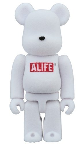 ALIFE BE@RBRICK 100% figure, produced by Medicom Toy. Front view.