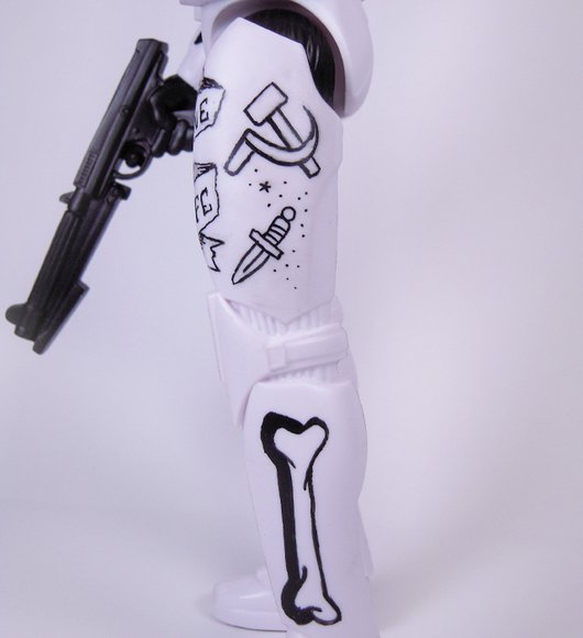 Americana Douche – 12″ Custom Trooper figure by Respect (Anthony Ferreira). Detail view.