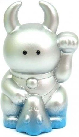 Amoudara Fortune Uamou figure by Ayako Takagi, produced by Uamou. Front view.