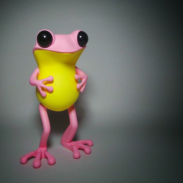 APO Frog - Strawberry Banana Split
