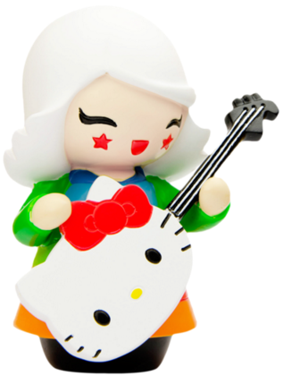 Astrid figure by Momiji X Hello Kitty, produced by Momiji. Side view.