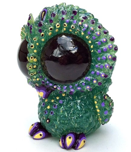Baby Owl - Green Mixed Glitter figure by Kathleen Voigt. Front view.