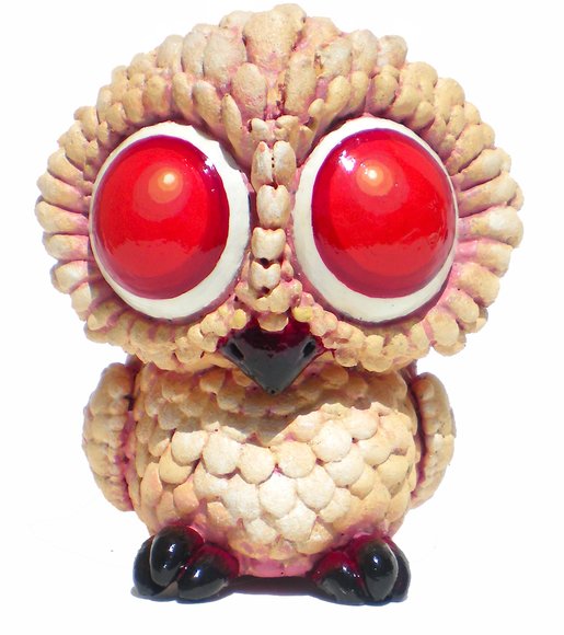 Baby Owl - Pale Owl figure by Kathleen Voigt. Front view.