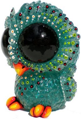 Baby Owl - Turquoise Glitter figure by Kathleen Voigt. Side view.