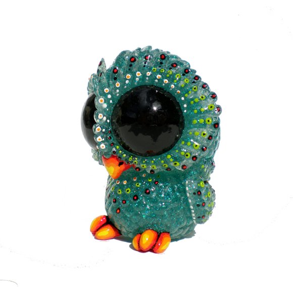 Baby Owl - Turquoise Glitter figure by Kathleen Voigt. Side view.