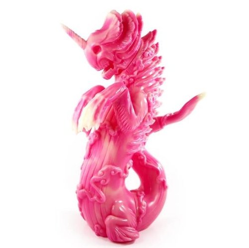 Bake-Kujira - Pink Version figure by Candie Bolton, produced by Toy Art Gallery. Front view.
