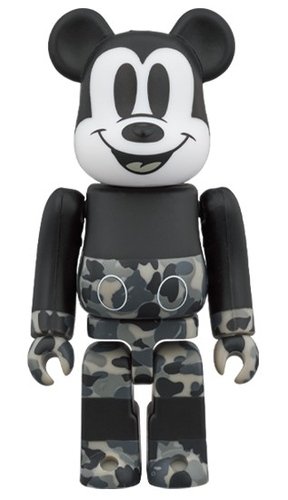 BAPE MICKEY MOUSE MONOTONE Ver. BE@RBRICK 100% figure, produced by Medicom Toy. Front view.