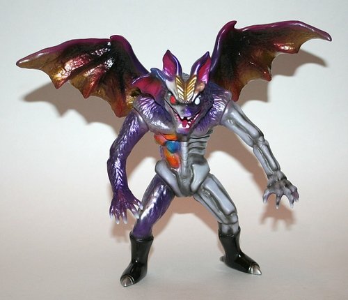 Bat Ningen figure, produced by Dream Rocket. Front view.