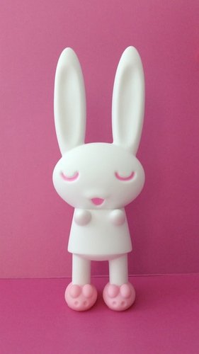 Bed Time Bunnie - White With Pink Slippers figure by Peter Kato, produced by Clutter. Front view.