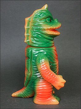 Beralgon (ミニベラルゴン) - Orange w/ Green Spray figure by Gargamel, produced by Gargamel. Side view.