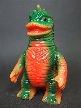 Beralgon (ミニベラルゴン) - Orange w/ Green Spray figure by Gargamel, produced by Gargamel. Front view.