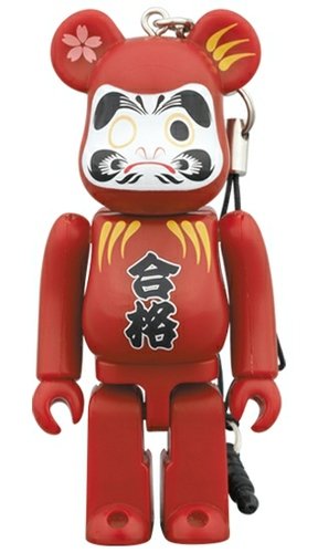 BE＠RBRICK Daruma Pass prayer 100% (RED) figure, produced by Medicom Toy. Front view.