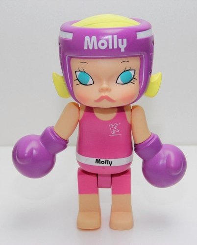 Big Boxing Molly figure by Kenny Wong. Front view.