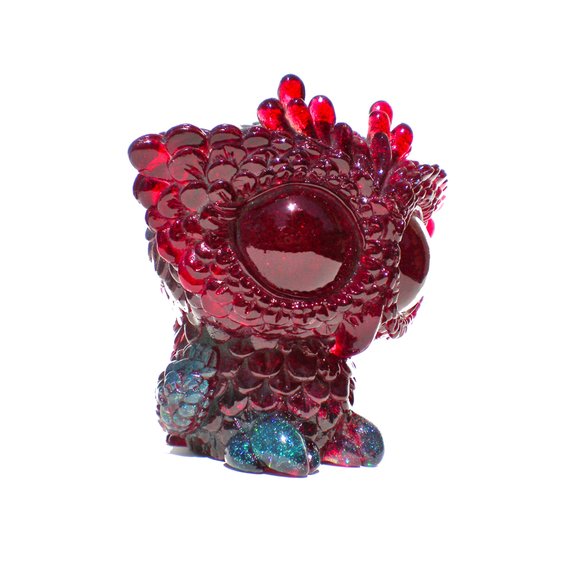 Biggy Owl - Teal / Red Glitter figure by Kathleen Voigt. Side view.