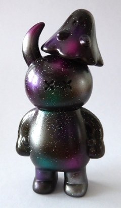 Black Cosmic Uamou & Boo - Ouch! figure by Ayako Takagi, produced by Uamou. Front view.
