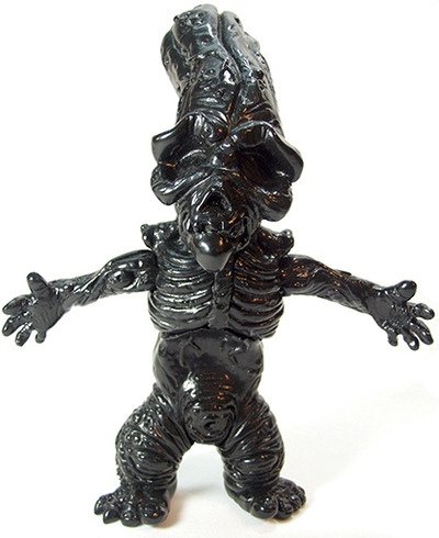Black PickleBaby figure by Leecifer, produced by Dragatomi. Front view.