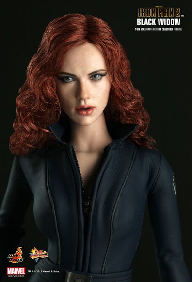 Black Widow figure by Jc. Hong, produced by Hot Toys. Detail view.