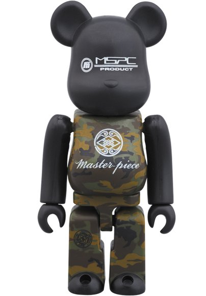 master-piece x Be@rbrick 100% figure by Master-Piece, produced by Medicom Toy. Front view.