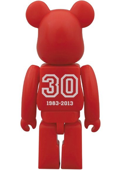 Manhattan Portage 30th Anniversary Be@rbrick 100% figure, produced by Medicom Toy. Back view.