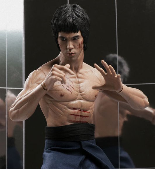 Bruce Lee - Enter the Dragon figure by Jc. Hong & Kojun, produced by Hot Toys. Detail view.
