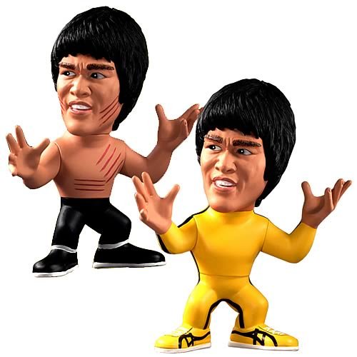 Bruce Lee - Game of Death figure, produced by Round 5. Side view.