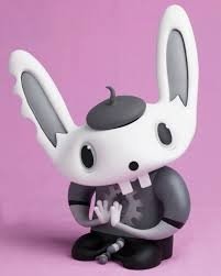 Bunniguru Mono figure by Nathan Jurevicius, produced by Flying Cat. Front view.