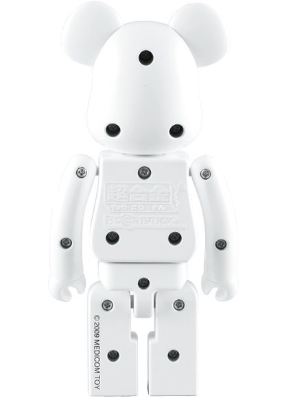 Chogokin Be@rbrick 200% - White figure by Bm! Project, produced by Medicom Toy X Bandai. Back view.
