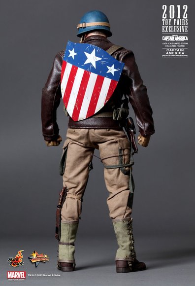 Captain America (Rescue Uniform Version) figure by Yulli, produced by Hot Toys. Back view.